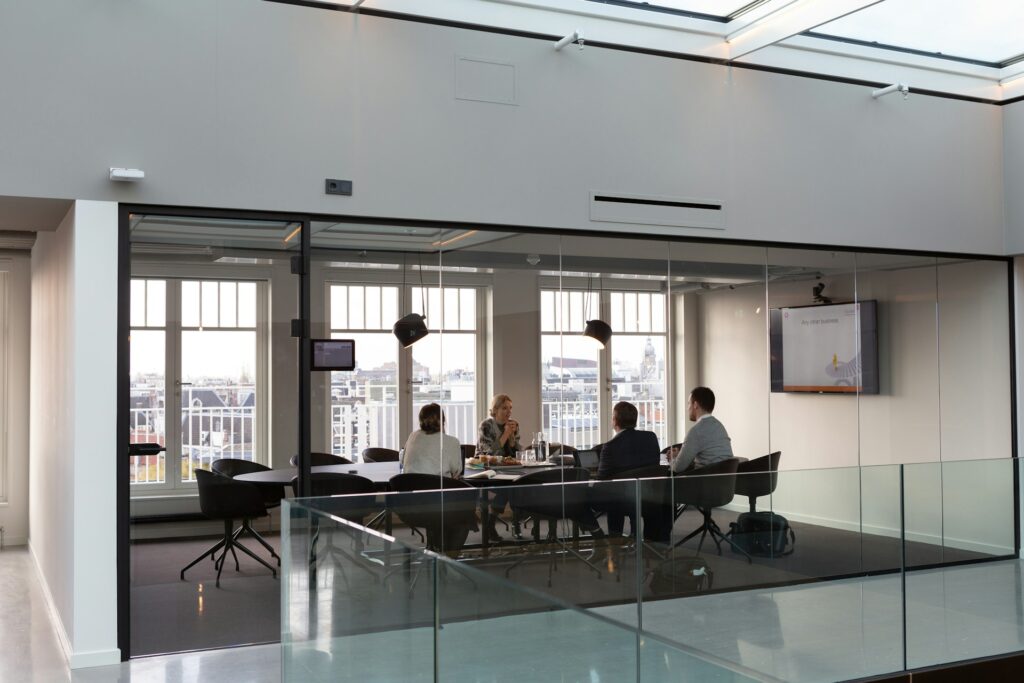 rodeo-project-management-software-ONe-snuCaqQ-unsplash (1)